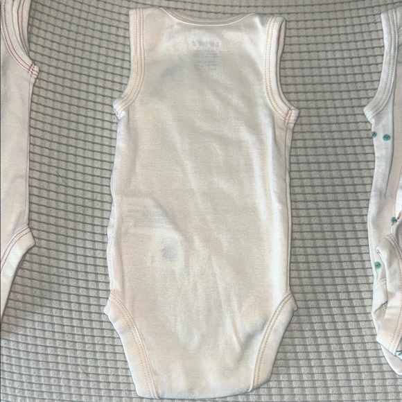 Carter's White printed and embroidered Bodysuits Set - Picture 14 of 17
